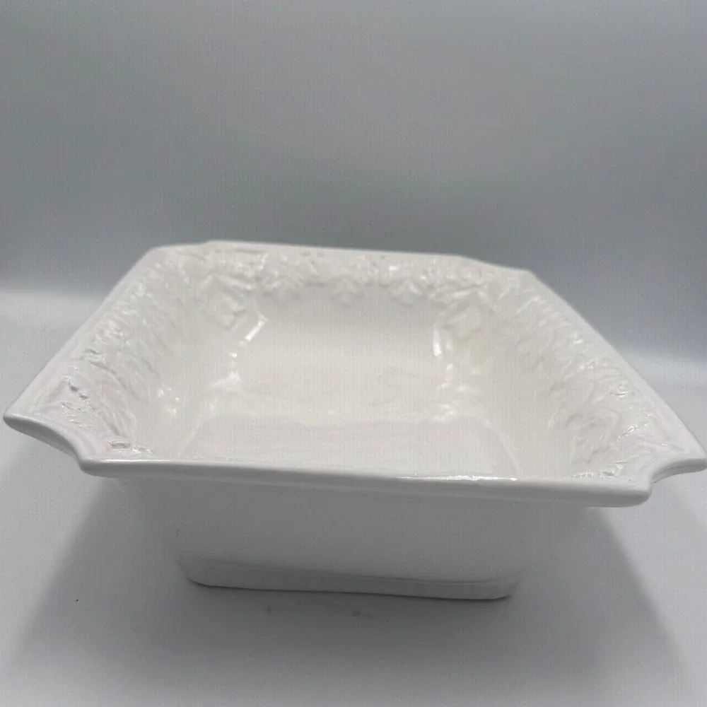 White Ceramic Rectangular Serving Dish Grape Leaf Border‎ 14 Inch Italy